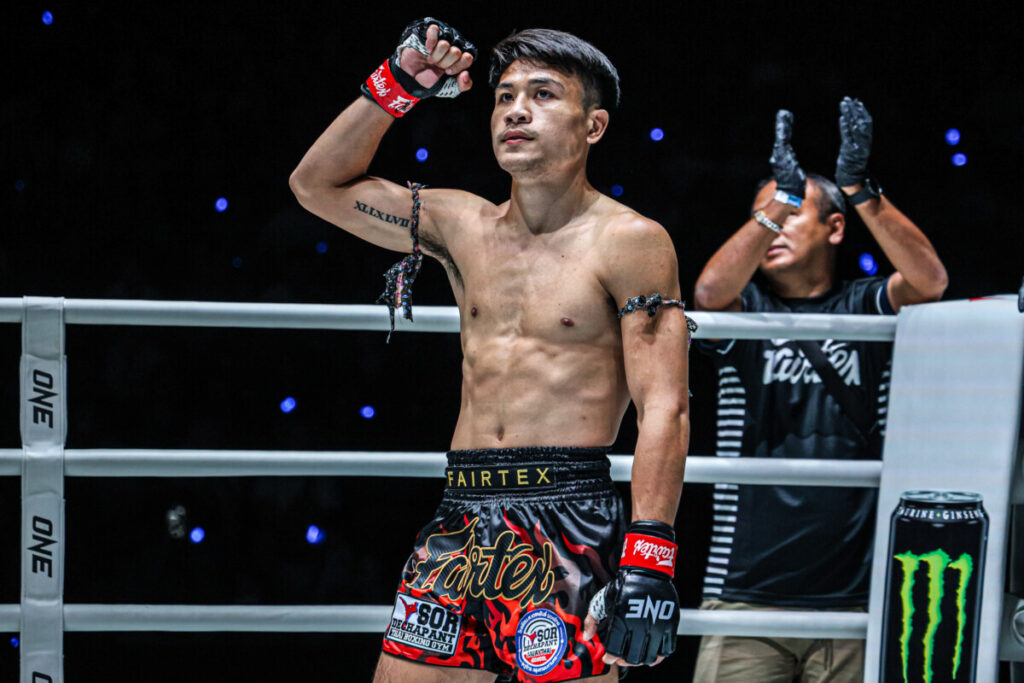ย้อนรอยเส้นทางล่าสัญญาของ “จ้าวเสือใหญ่” ก่อนเปิดตัวชกเวทีระดับโลก